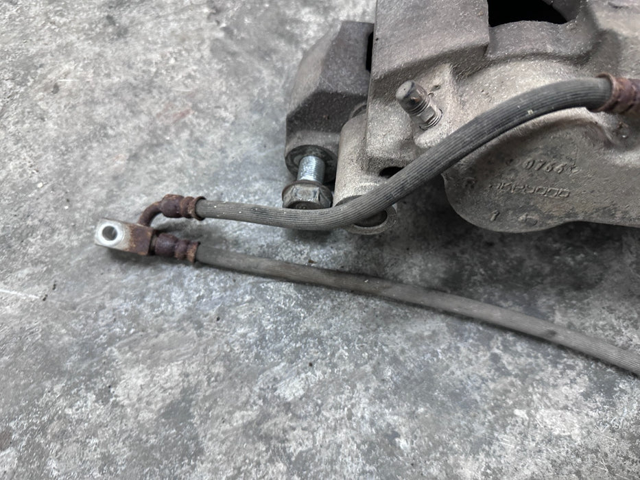 2017 NISSAN TITAN XD FRONT RIGHT BRAKE CALIPER OEM