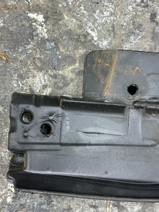 2014 AUDI R8 LEFT INNER FENDER END PLATE COVER OEM 420 821 111 OEM