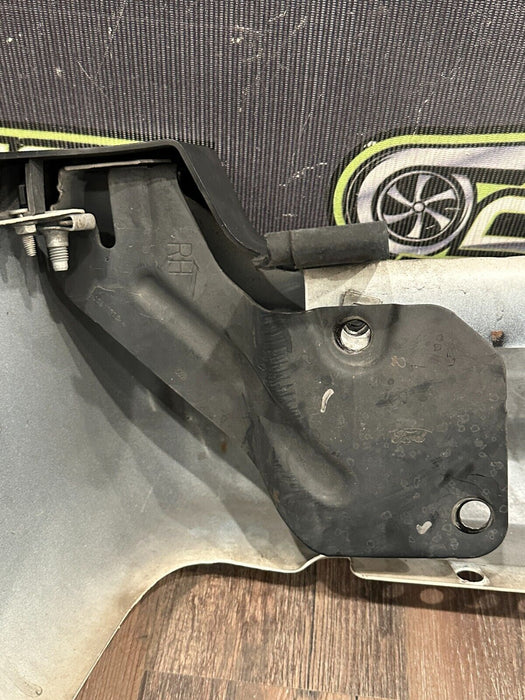 2017-22 FORD F250 F350 F450 REAR RIGHT BUMPER CORNER MET WHITE (UG) OEM *READ*