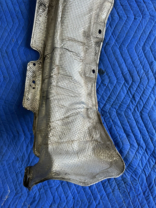 2011 BMW 550i F10 5 SERIE FRONT RIGHT SIDE HEAT SHIELD INSULATION COVER OEM