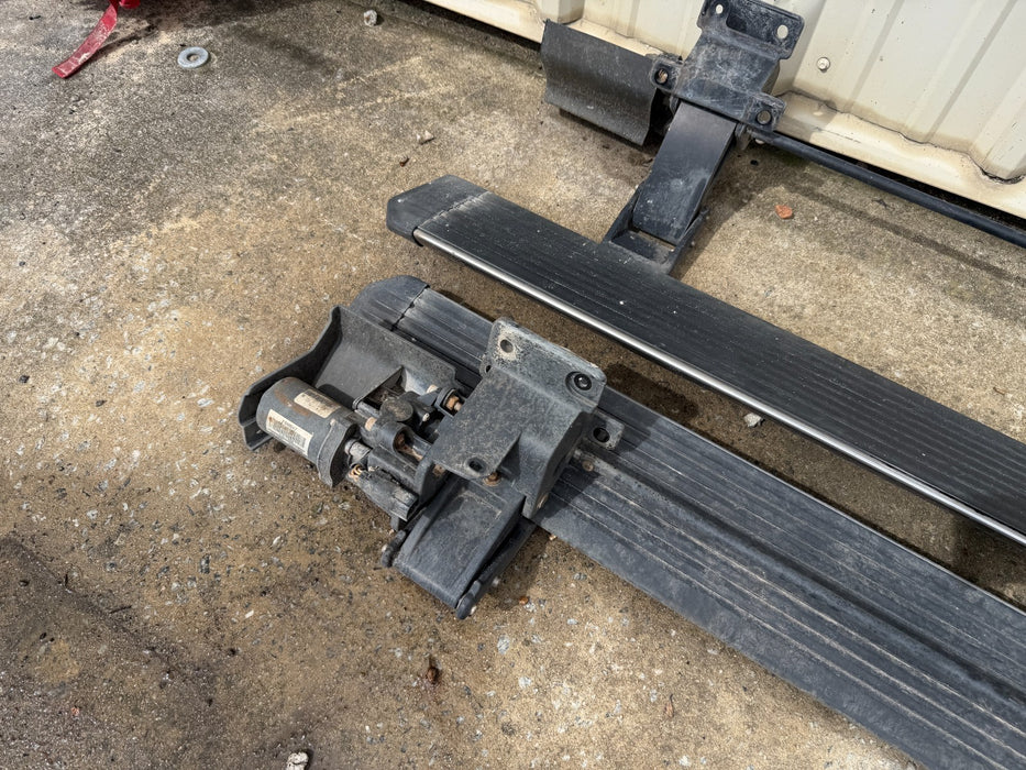 2017-2022 FORD F250 F350 F450 FACTORY POWER RUNNING BOARDS ELECTRIC OEM PAIR