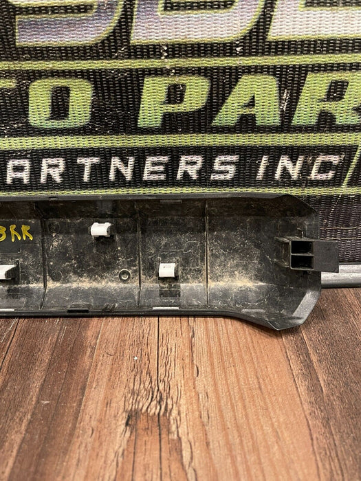 2017-2019 FORD F250 F350 REAR PASSENGER RIGHT DOOR PANEL HANDLE COVER OEM *CHIPS