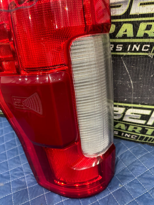 2017-2019 FORD F250 F350 F450 DRIVER LEFT BLISS LED TAIL LIGHT OEM *CHIPPED*