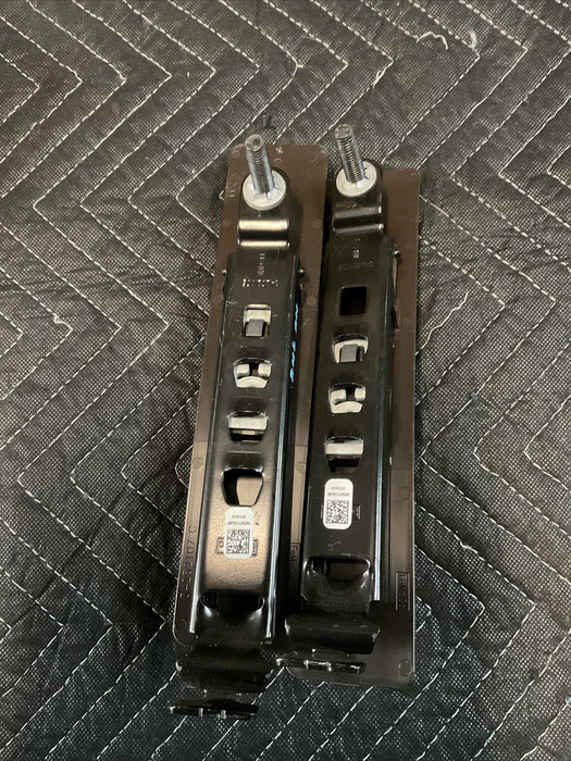 2018 FORD F250 F350 F450 KING RANCH B PILLAR SEATBELT ADJUSTER BRACKETS OEM