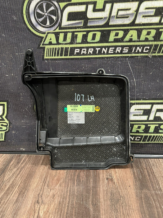 2014 AUDI R8 CARBON FIBER ENGINE BAY SET OEM (4 PC) INTAKE COVERS & SIDE PANELS