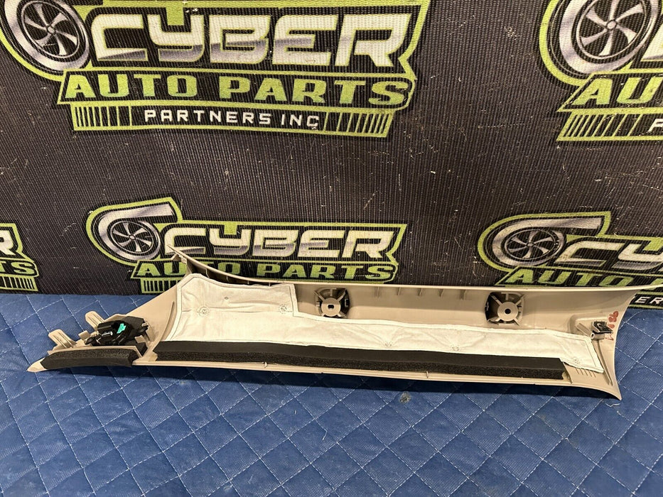 2020-2022 FORD F250 F350 F450 LIMITED FRONT RIGHT A PILLAR TRIM OEM *MINOR FLAWS