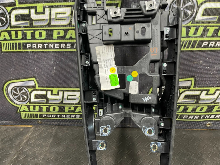 2017 AUDI R8 CENTER CONSOLE TRIM OEM 2018 4S1-864-357-D-25D