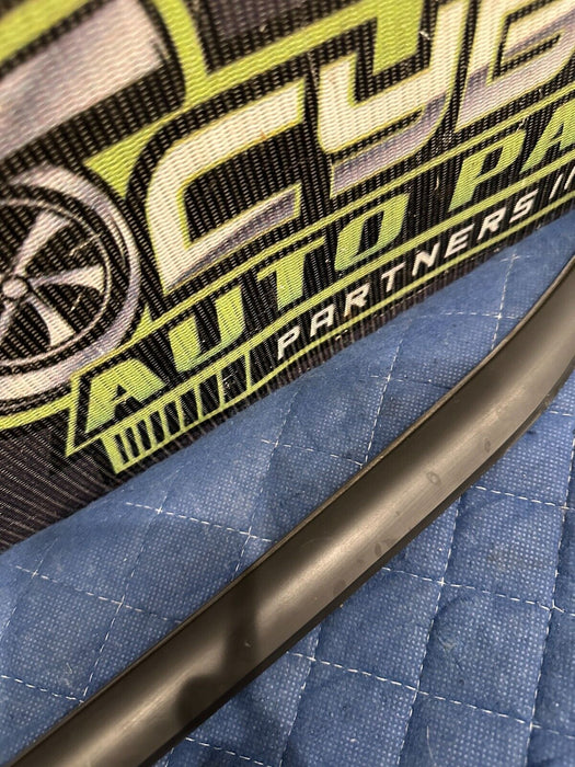 2015-2020 BMW M4 F82 RIGHT SIDE WINDSHIELD DRIP MOLDING 51 31 7 285 928