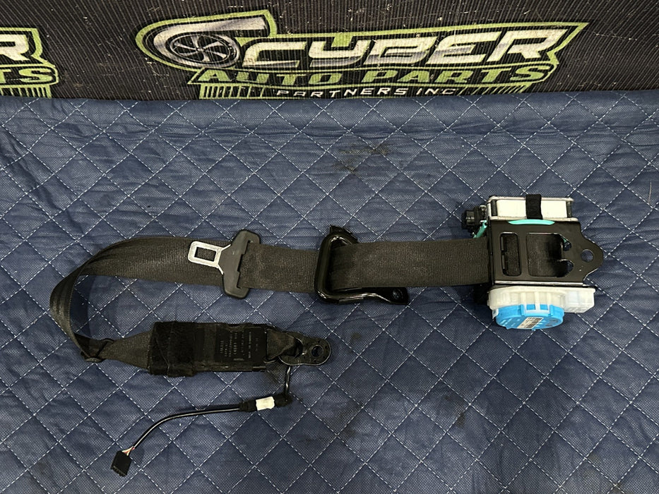 2014 AUDI R8 OEM COUPE FRONT SEAT BELT RETRACTOR LEFT DRIVER OEM