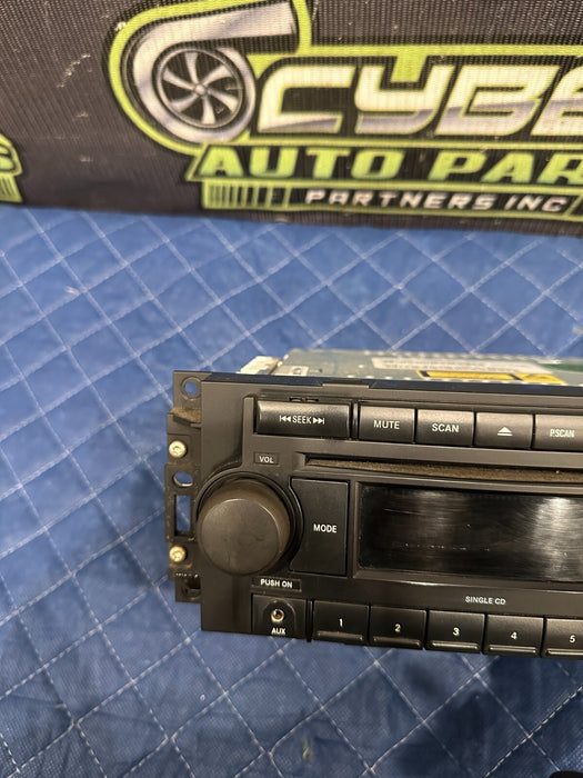 2006-2008 DODGE RAM 3500 RADIO CD PLAYER TUNER RECEIVER P 05064173AI