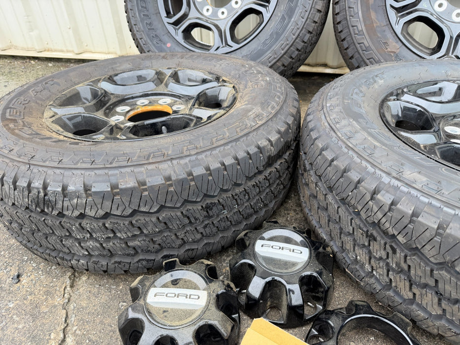 Ford F250 Take Off WHEELS TIRES BLACK RIMS LT275/70R18 BRIDGESTONE DUELER A/T
