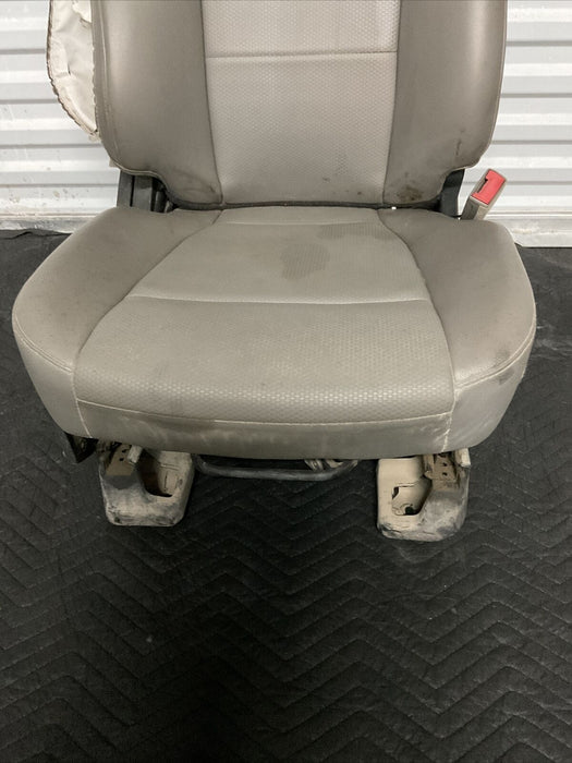 2017-2019 FORD F250 F350 F450 XLT FRONT PASSENGER SEAT OEM
