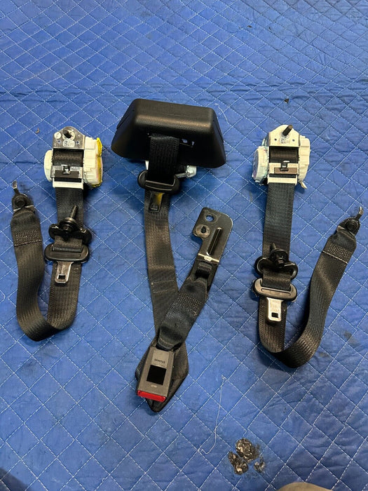 2019 FORD F250 LARIAT REAR LEFT RIGHT MIDDLE SEATBELTS SEATBELT BLACK OEM (3)