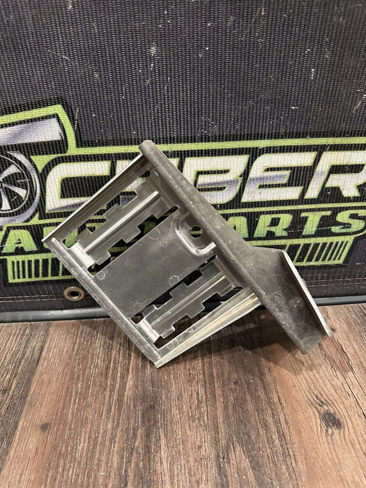 2017-18 AUDI R8 FRONT LEFT FUSE BRACKET OEM 4S0 937 539 B