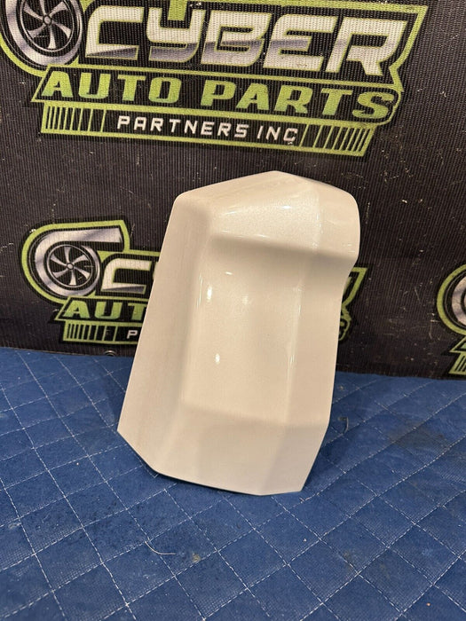 2017-2019 FORD F250 F350 F450 LEFT CAB CORNER METALLIC WHITE (UG) OEM {READ}