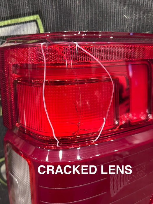 2020-22 FORD F250 F350 F450 PASSENGER RIGHT LED TAIL LIGHT OEM