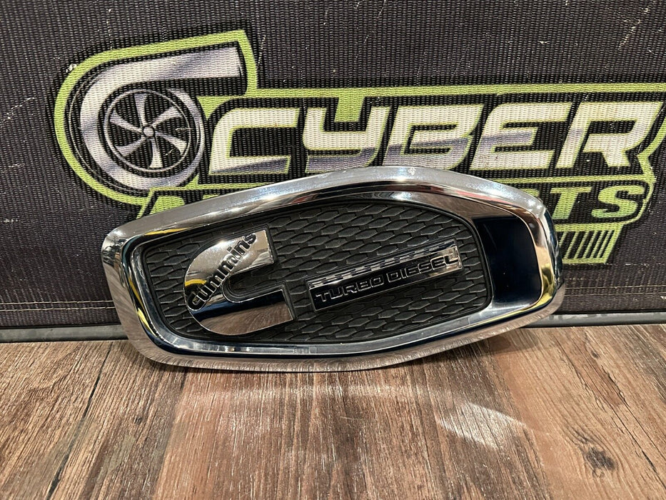 2016 NISSAN TITAN XD CUMMINS TURBO DIESEL LEFT FENDER EMBLEM OEM 63825 EZ40B