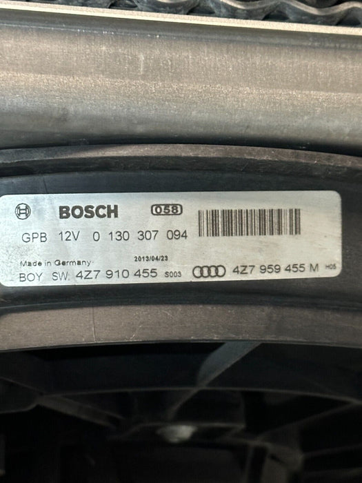 2014 AUDI R8 FRONT DRIVER LEFT RADIATOR 420 121 281 420121281 ASSEMBLY ~READ~