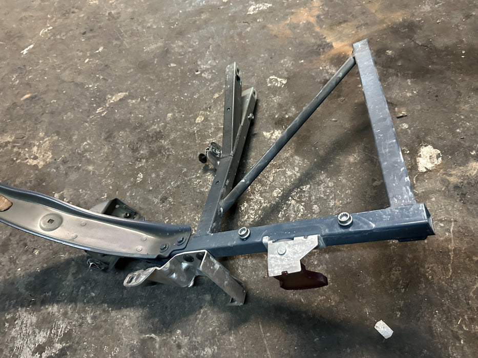 2021 AUDI R8 LEFT RADIATOR SUPPORT BRACKET W FENDER WHEEL ARCH ASSEMBLY OEM