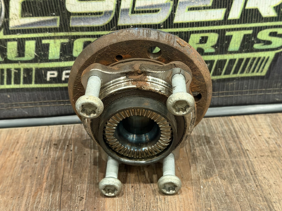 2020-2025 BMW M8 4.4L V8 WHEEL HUB BEARINGS 2 FRONT 1 REAR OEM 5K MILES