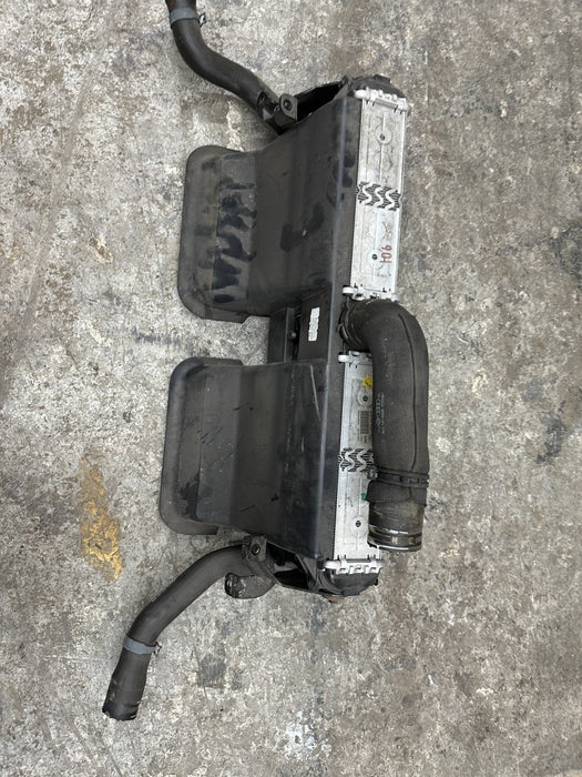 2014 AUDI R8 FRONT CENTER RADIATOR 420 121 254 B 420121254B