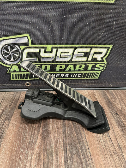2017-18 AUDI R8 GAS ACCELERATOR PEDAL W SENSOR OEM 1K1 723 503 / 4S0 863 657