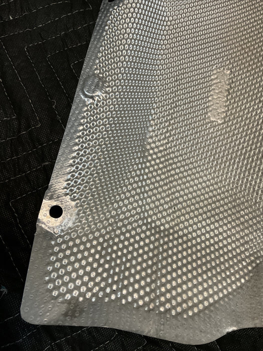 2017 MERCEDES C63 AMG OEM LEFT FLOOR PAN HEAT SHIELD 205 680 15 22 A2056801522