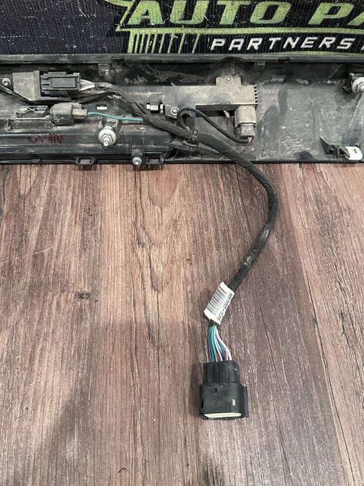 2017-2019 FORD F250 F350 F450 TAILGATE HANDLE OPENER W CAMERA OEM *STAIN 3-4*