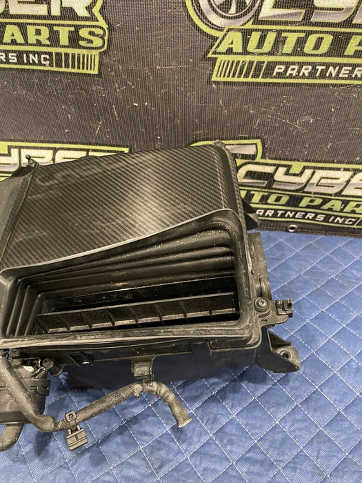 2017 AUDI R8 V10 OEM FACTORY GENUINE AIR INTAKE BOXES LH RH WITH CARBON LIDS OEM