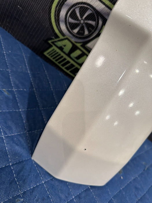 2017-2019 FORD F250 F350 F450 RIGHT CAB CORNER METALLIC WHITE (UG) OEM {READ}