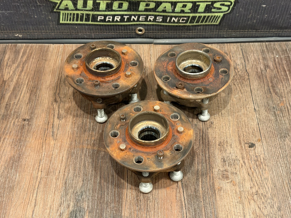 2020-2025 BMW M8 4.4L V8 WHEEL HUB BEARINGS 2 FRONT 1 REAR OEM 5K MILES