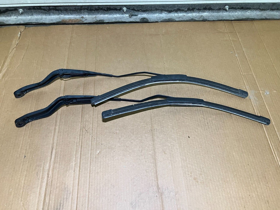2017 RAM 2500 3500 WINDSHIELD WIPERS PAIR LEFT RIGHT OEM 2013-2018