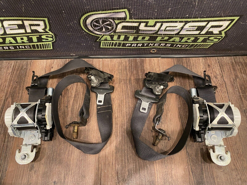 2017 DODGE RAM 3500 CUMMINS 6.7L FRONT LEFT RIGHT SEATBELT PAIR OEM