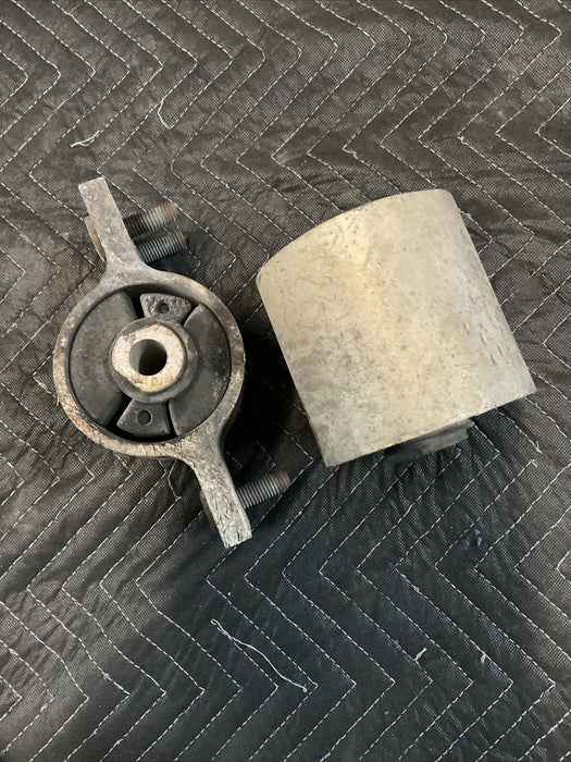 2017 2018 2019 FORD F250 F350 F450 MOTOR/ ENGINE MOUNT LH RH OEM