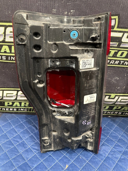 2017-2019 FORD F250 F350 F450 PASSENGER RIGHT BLISS LED TAIL LIGHT OEM  ~MINT~