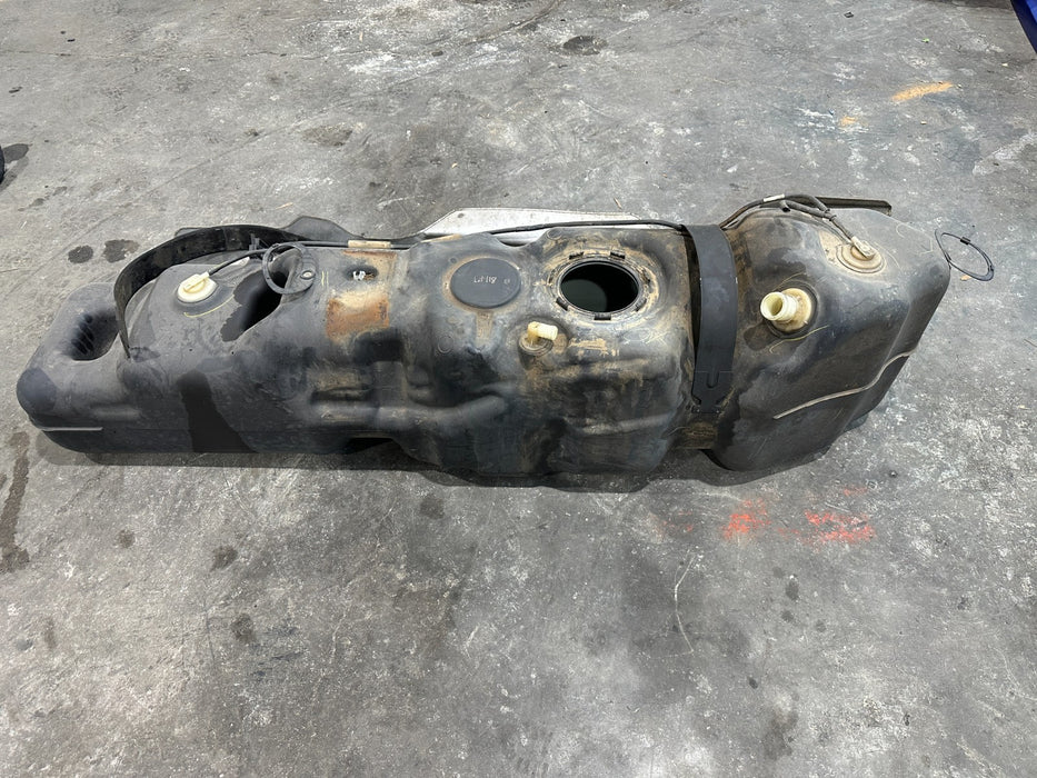 2015 DODGE RAM 2500 6.7L DIESEL FUEL TANK 31 GALLON OEM *LOCAL PICKUP ONLY*