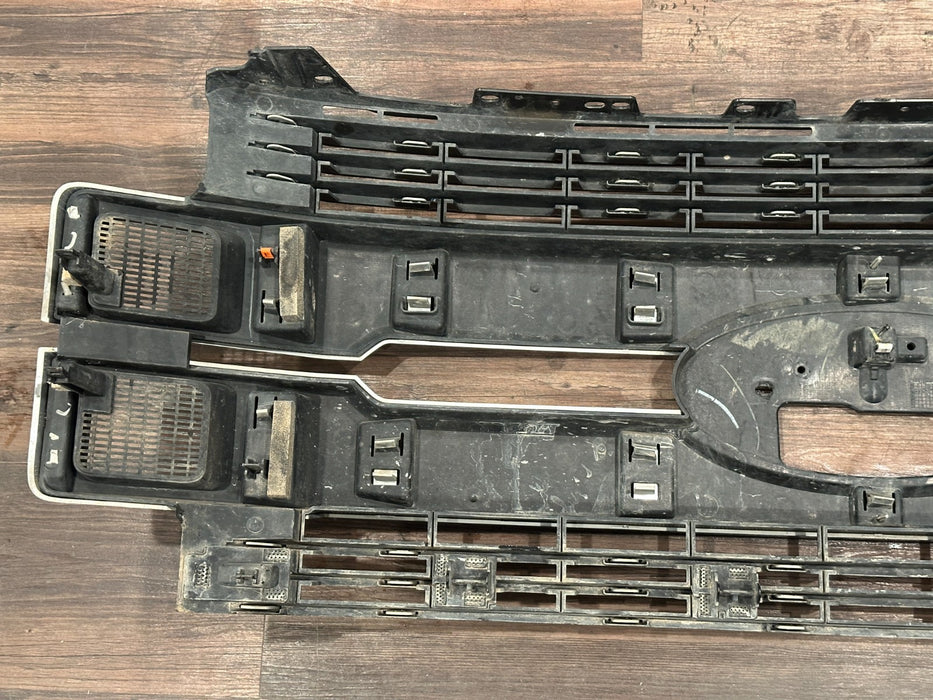 2017-2019 FORD F250 F350 F450 LIMITED GRILLE OEM