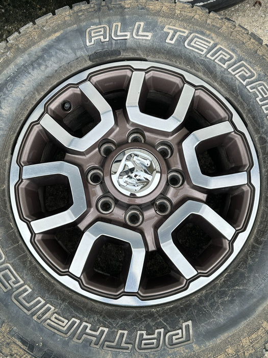 2022 DODGE RAM 2500 3500 SRW WHEELS RIMS TIRES 275/70 R18 OEM