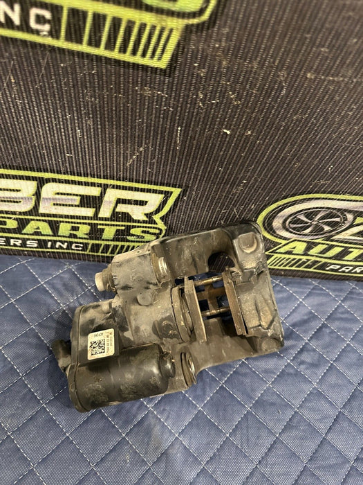 2018 AUDI R8 REAR LEFT EMERGENCY PARKING BRAKE CALIPER OEM 4S0 615 403 D