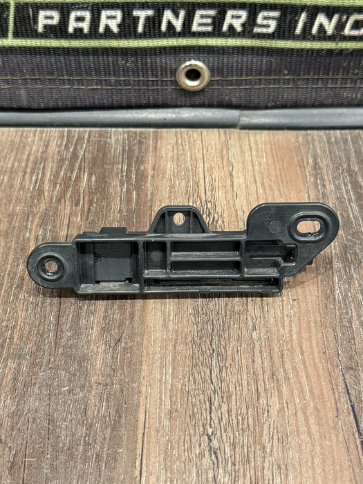 2024 BMW M3 M4 G80 G82 KEYLESS ENTRY ANTENNA MODULE OEM 6832066