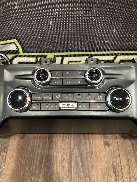 2023-24 FORD F350 HVAC AC A/C HEAT CLIMATE CONTROL BEZEL OEM PC3B E044K30