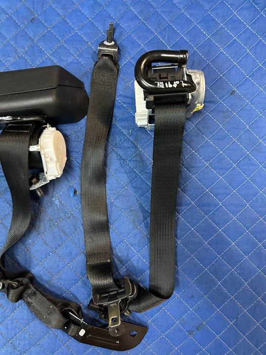 2020 2021 2022 FORD F250 F350 F450 PLATINUM REAR RIGHT LEFT SEATBELTS BLACK OEM