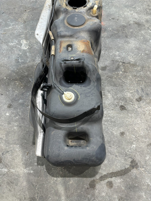 2015 DODGE RAM 2500 6.7L DIESEL FUEL TANK 31 GALLON OEM *LOCAL PICKUP ONLY*