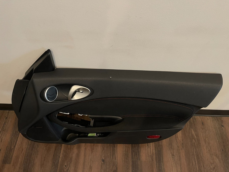 2014 NISSAN 370Z NISMO FRONT PASSENGER RIGHT DOOR PANEL OEM *SMALL TEAR *