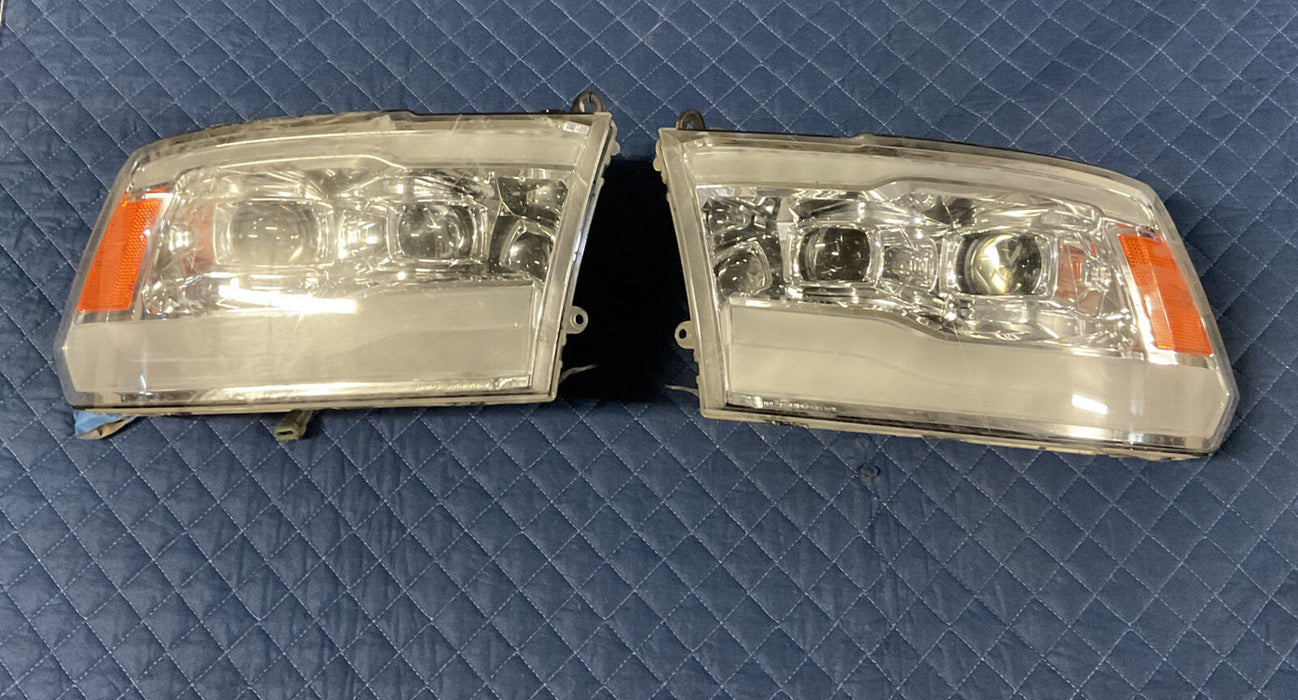 2014-2018 DODGE RAM 2500 FRONT RIGHT LEFT ALPHA REX HEADLIGHTS PAIR~WEARS/SCUFF~