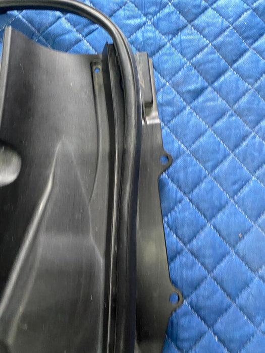 2017-2019 NISSAN 370Z PASSENGER WINDSHIELD COWL VENT 66862-1EA0A