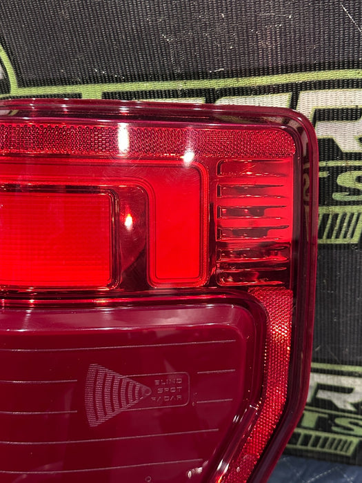 2020 2021 2022 FORD F250 F350 F450 LED TAIL LIGHT PAIR LEFT RIGHT W/ BLIND SPOT
