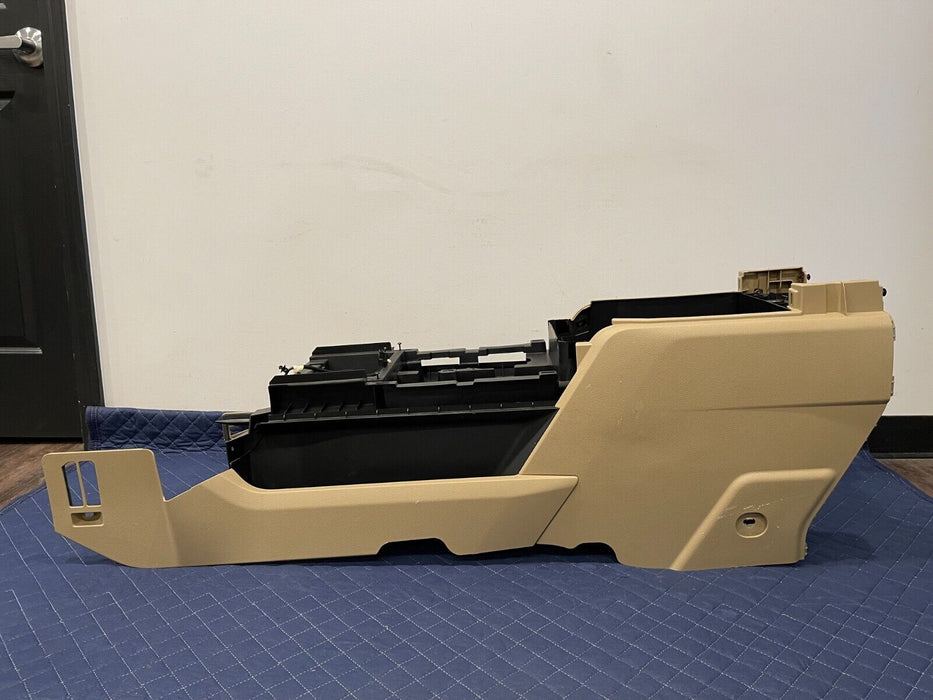 2017-2019 FORD F250 F350 TAN LARIAT CENTER CONSOLE W/ NO LID OEM *SCUFFS*