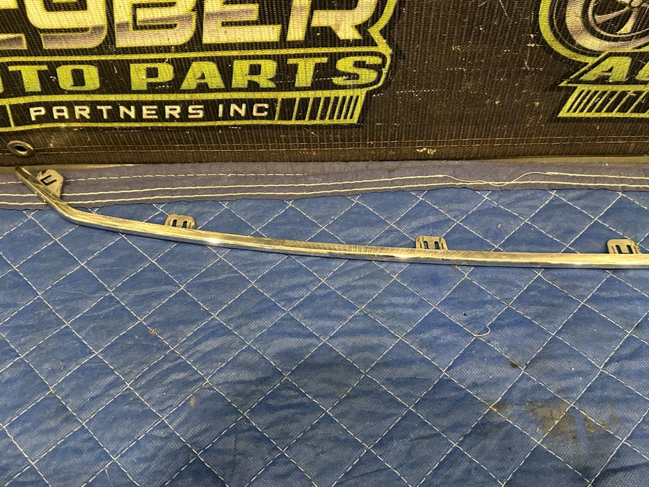 2017-2019 FORD F250 F350 F450 LIMITED GRILLE LOWER MIDDLE TRIM OEM