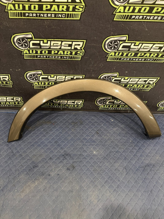 2017-2019 FORD F250 F350 FRONT LEFT FENDER FLARE CARIBOU (H5) OEM *WEAR 3-4/READ